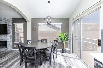 7571 Kitrin Ct in Las Vegas, NV - Building Photo - Building Photo