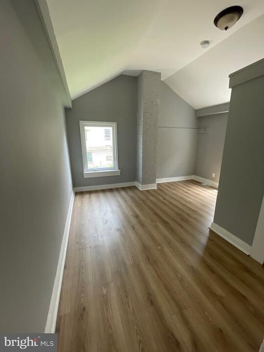 530 Lamberton St in Trenton, NJ - Building Photo