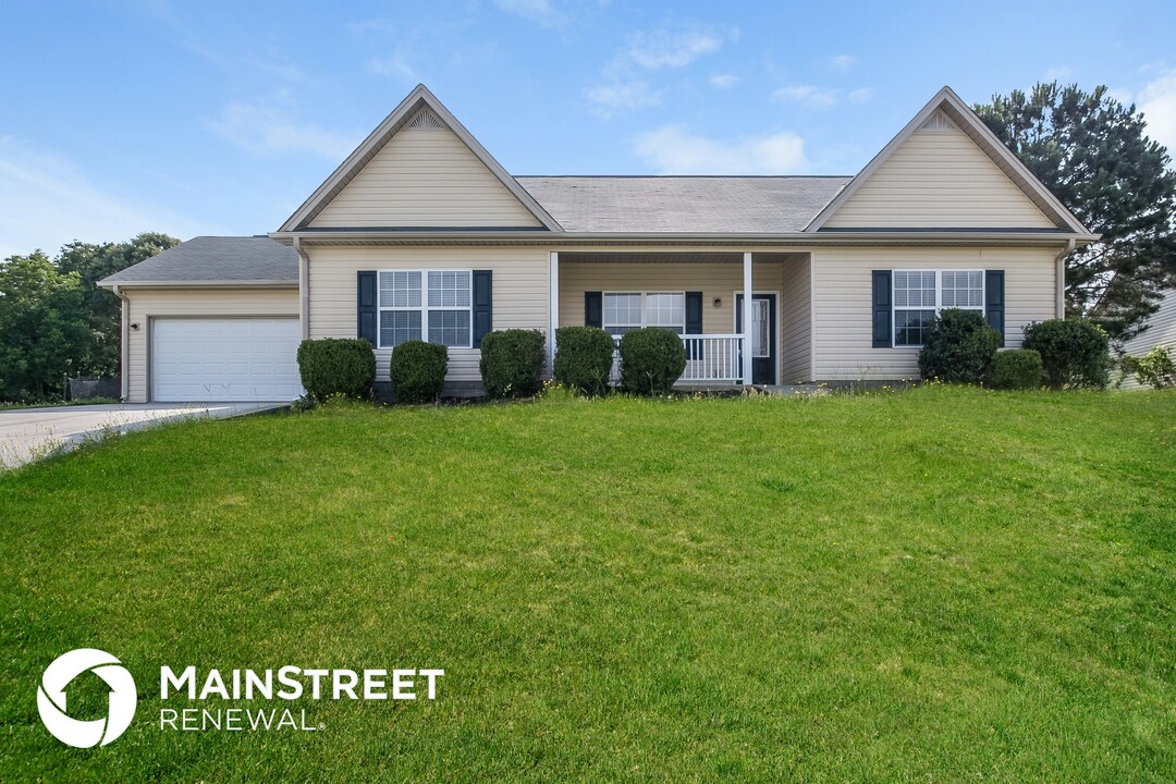 90 Millstream Dr in Dallas, GA - Building Photo