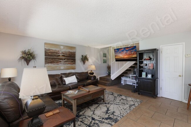 1719 Los Lagos Dr in Lake Havasu City, AZ - Building Photo - Building Photo