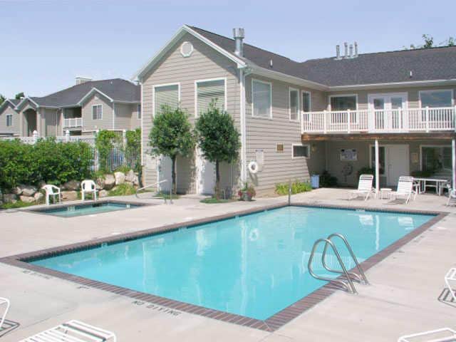 Southgate in Sandy, UT - Foto de edificio