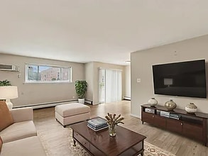 1822 Benton Ave in Philadelphia, PA - Building Photo - Building Photo