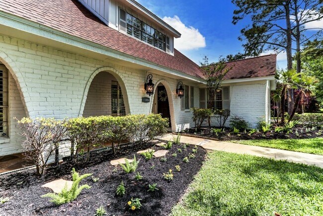 11006 Wickersham Ln in Houston, TX - Building Photo - Building Photo