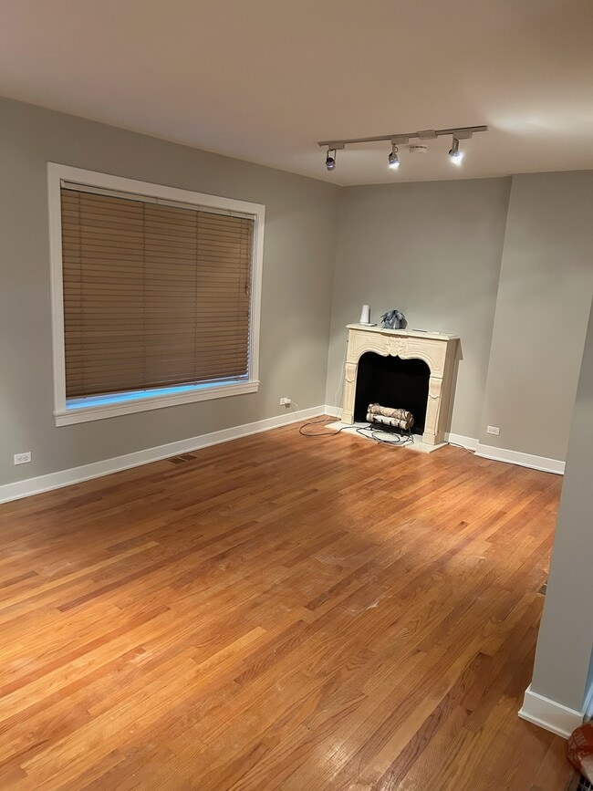 property at 8723 S Michigan Ave