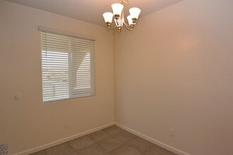 4926 W Flagstaff Ave in Visalia, CA - Building Photo - Building Photo