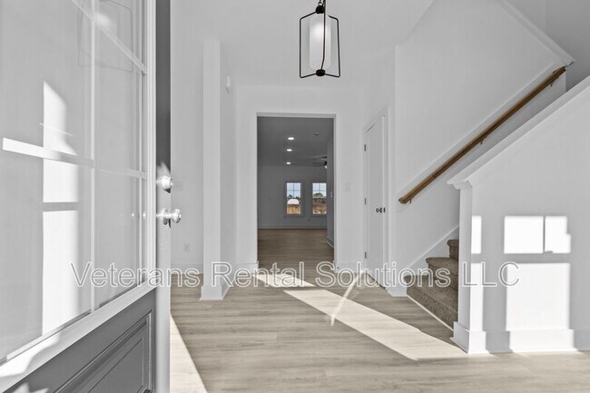 136 Bourbon St in Raeford, NC - Building Photo - Building Photo