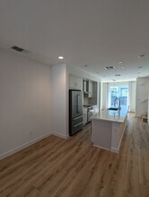 932 Edy Ln in Oakland, CA - Building Photo - Building Photo
