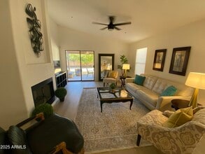 8884 E Aster Dr in Scottsdale, AZ - Building Photo - Building Photo