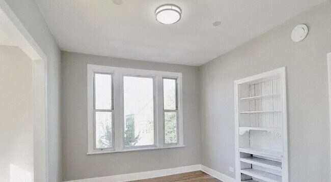 3758 W McLean Ave in Chicago, IL - Building Photo - Building Photo