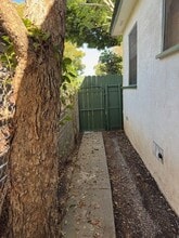 1120 Chelsea Ave in Santa Monica, CA - Building Photo - Building Photo