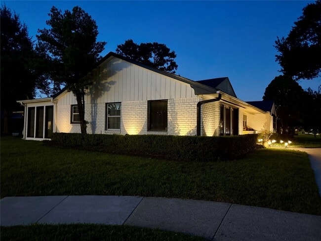 property at 5666 Overbrook Ln