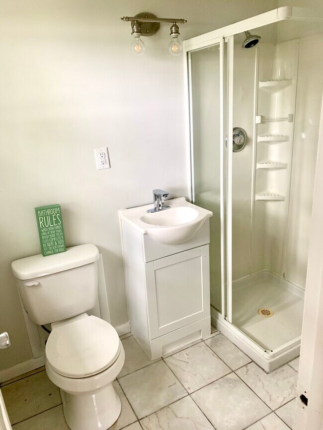 9 Lafayette Rd Rentals in Salisbury, MA