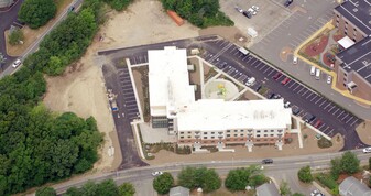 Anchor Point Phases I & II in Beverly, MA - Building Photo