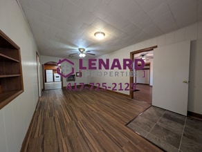 1205 S Lillian Ave in Bolivar, MO - Building Photo - Building Photo