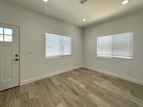 16798 Willow Cir in Fountain Valley, CA - Building Photo - Building Photo