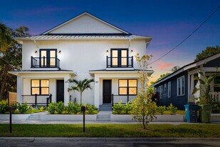 1906 W Cherry St in Tampa, FL - Building Photo