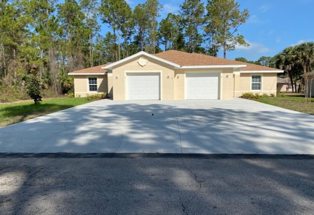 29 Slumberland Path in Palm Coast, FL - Building Photo