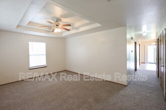 2223 W Roselawn St in Rogers, AR - Building Photo - Building Photo