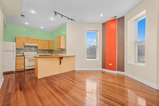 1923 S Kedzie Ave in Chicago, IL - Building Photo - Building Photo