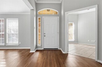 2211 Knob Hill Dr in Corinth, TX - Building Photo - Building Photo