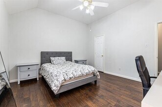 608 Laura Ln in Grand Prairie, TX - Building Photo - Building Photo