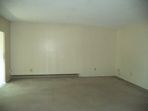 719 W Cherry Ln in State College, PA - Building Photo - Building Photo