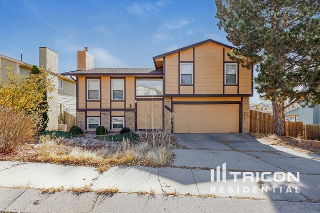 property at 7045 Nettlewood Pl