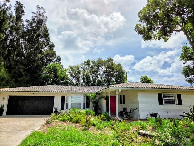 property at 3125 S Lockwood Ridge Rd