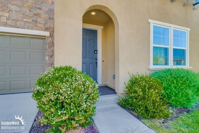 1811 Mattero Ave in Chula Vista, CA - Building Photo - Building Photo
