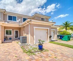 13950 SW 276th St in Homestead, FL - Building Photo