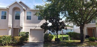 4560 Ashburn Square Dr in Tampa, FL - Building Photo