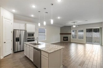 218 Gulfton St in Lakeway, TX - Building Photo - Building Photo