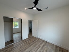 5090 Catoctin Dr in San Diego, CA - Building Photo - Building Photo