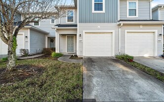 1812 Biscayne Bay Cir in Jacksonville, FL - Building Photo