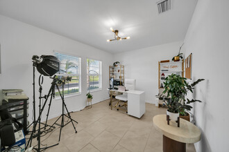 17226 Monte Isola Way in North Fort Myers, FL - Building Photo - Building Photo