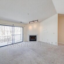 4381 Village Pkwy Cir W in Indianapolis, IN - Building Photo - Building Photo