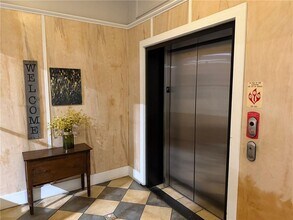 127 Dauphin St in Mobile, AL - Building Photo - Building Photo