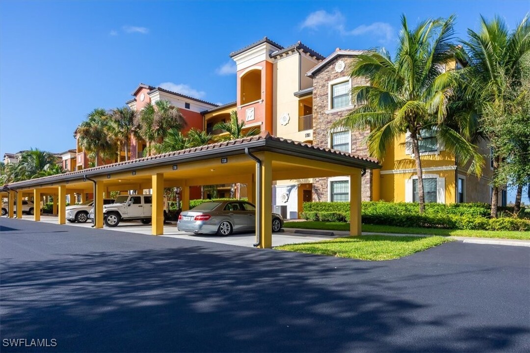 17981 Bonita National Blvd in Bonita Springs, FL - Building Photo