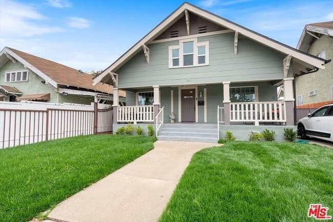 property at 853 W 50th St