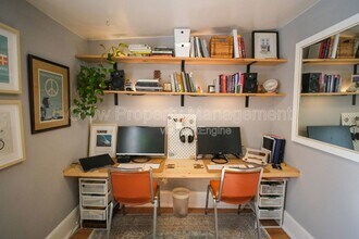 928 Hoffman St in Philadelphia, PA - Building Photo - Building Photo