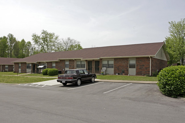 Golden Oaks Village in Lafayette, TN - Building Photo - Building Photo