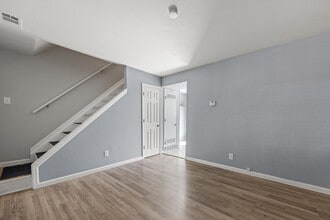 1615 Cottonwood Dr in Louisville, CO - Building Photo - Building Photo