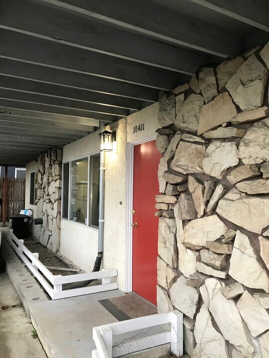 10411 Aqua Way S in Seattle, WA - Building Photo