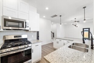 4309 Larkspur St in Houston, TX - Building Photo