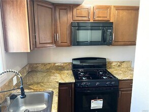 10264 Mull Ave in Riverside, CA - Building Photo - Building Photo