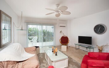 2601 S Roosevelt Blvd in Key West, FL - Building Photo - Building Photo