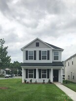 1704 Overcreek Cir in Winston-Salem, NC - Building Photo