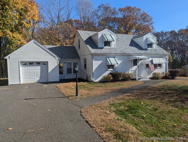 property at 10 Pine St