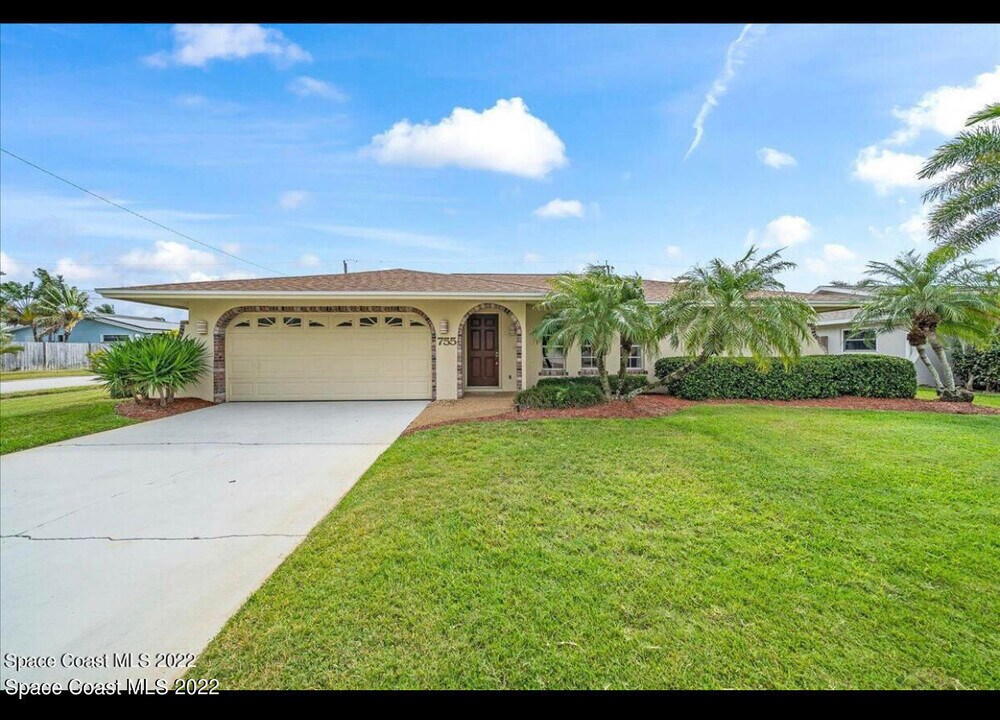 755 Verbenia Dr in Satellite Beach, FL - Building Photo