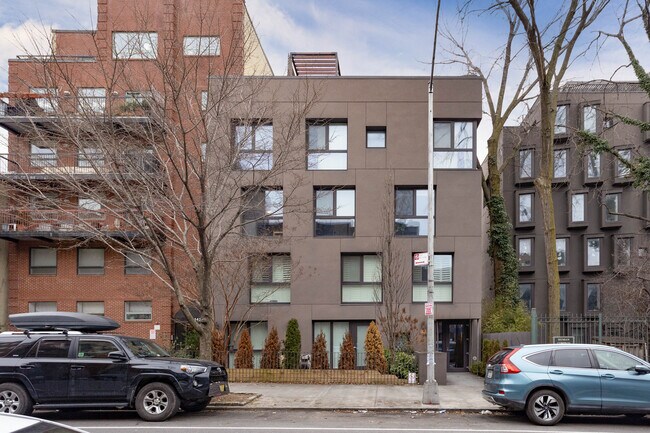 138 Sackett St in Brooklyn, NY - Foto de edificio - Building Photo